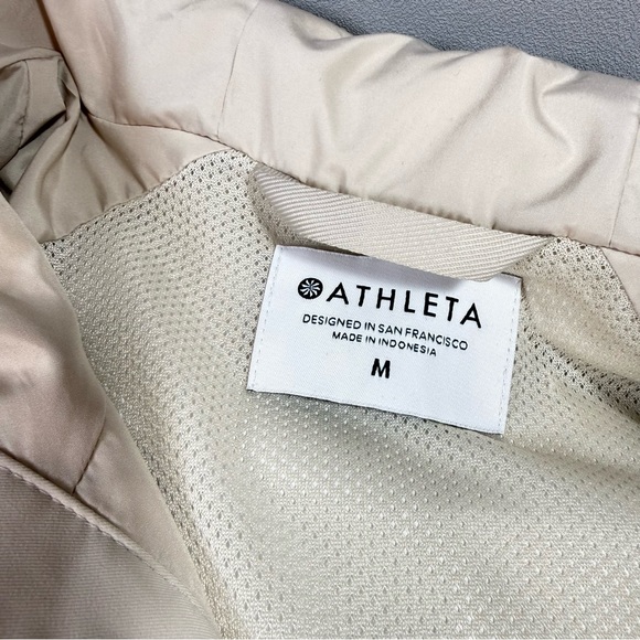 Athleta Edgewater Light Khaki Hooded Rain Jacket - Picture 12 of 16
